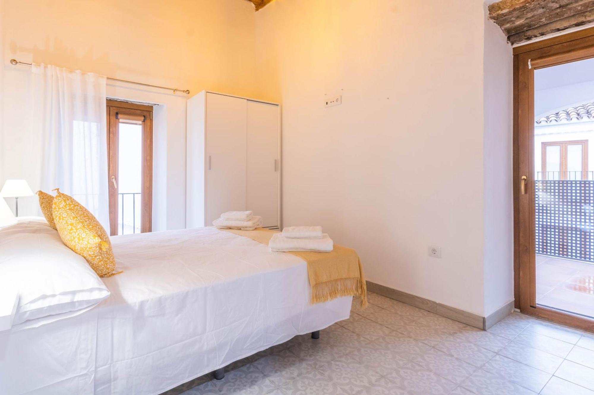 Apartamentos Miguel De Cervantes Centro Кордова Экстерьер фото